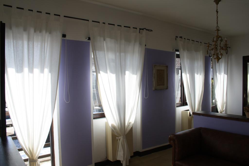 Fattoria Del Pino Bed and Breakfast Orta San Giulio Habitación foto
